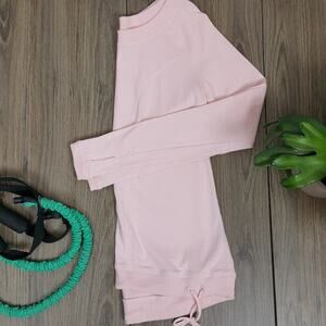 Lucy XS light pink long sleeved shirt